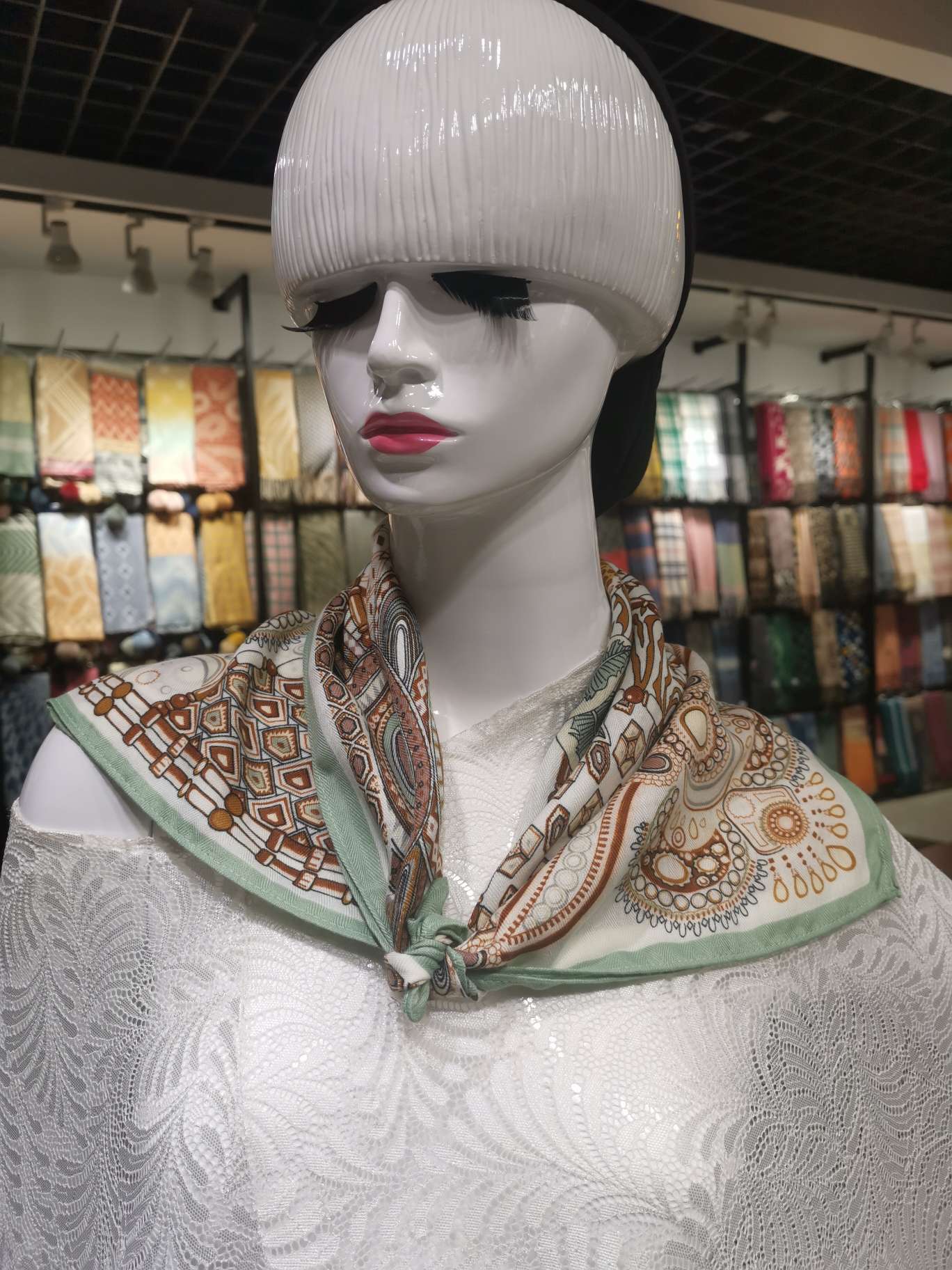 Silk Scarf Women's Senior Sense Of High-Grade Ladies All The New Scarf Bib Small Square Scarf 70*70 undefined