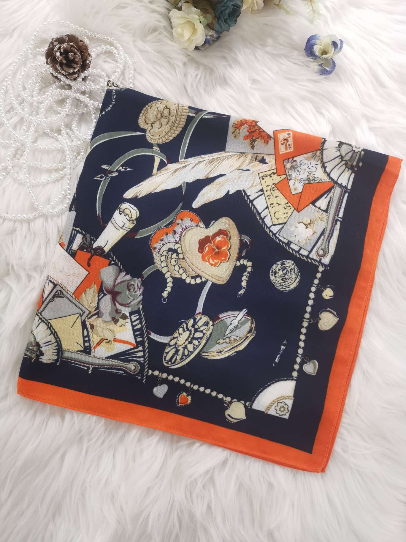 Silk Scarf Women's Senior Sense Of High-Grade Ladies All The New Scarf Bib Small Square Scarf 70*70 Application Scenario