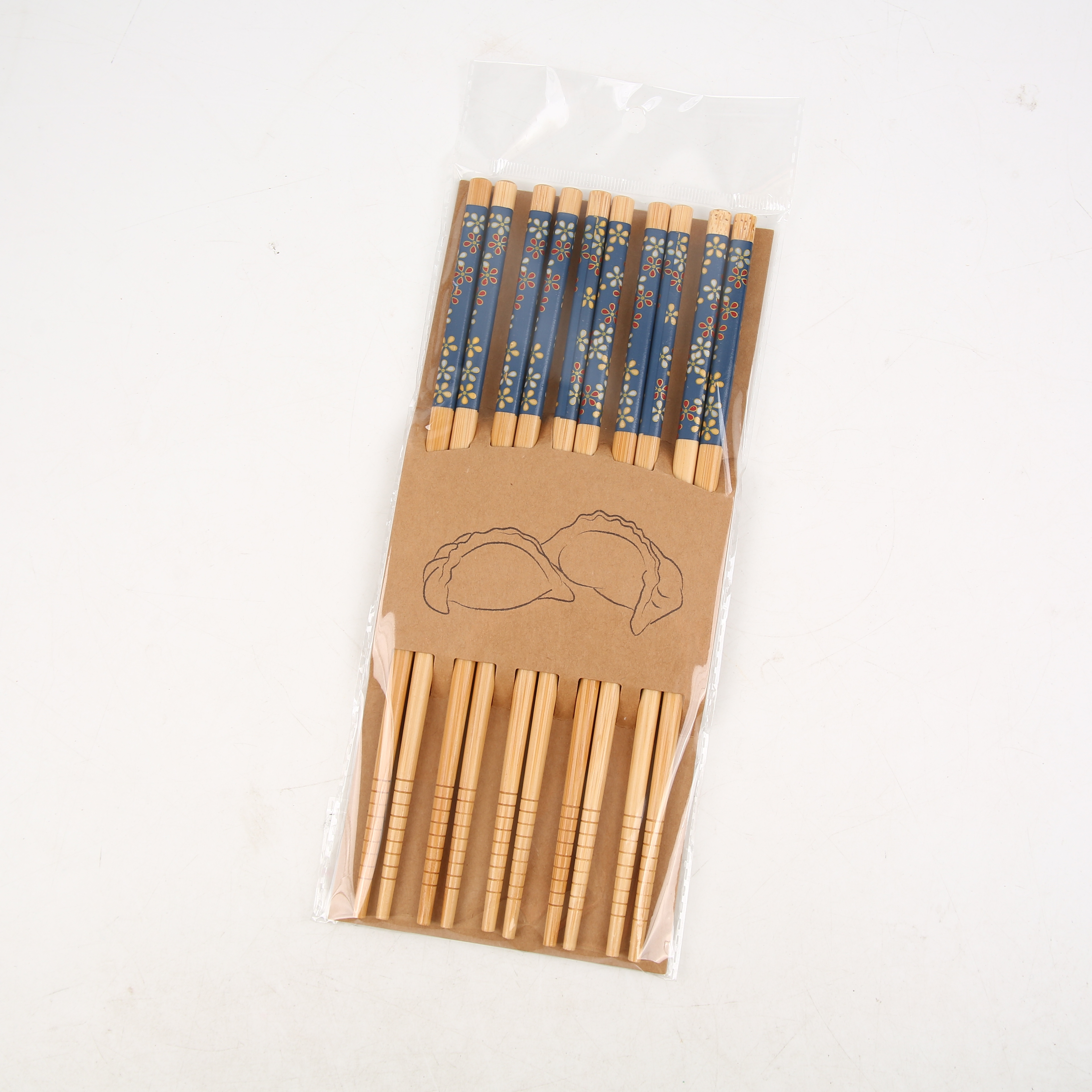 Natural Bamboo Chopsticks Set Exquisite Durable Package Five Double Factory Direct Sales Application Scenario
