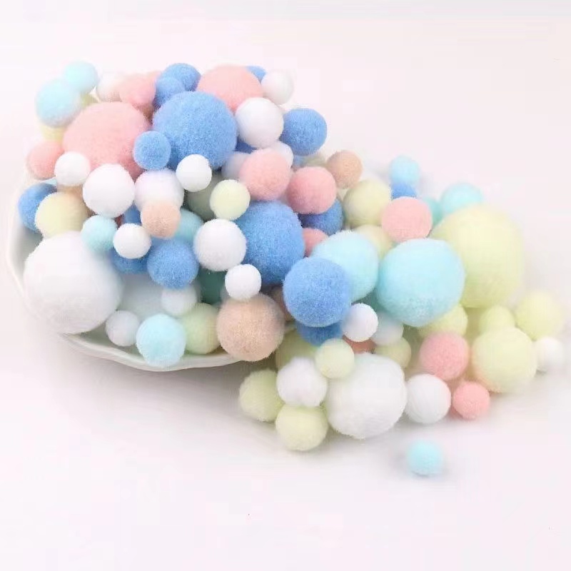 En stock bolas de pompón de color bolas de pompón de poliéster bolas de pompón diy pequeñas bolas de pompón accesorios accesorios Specification image