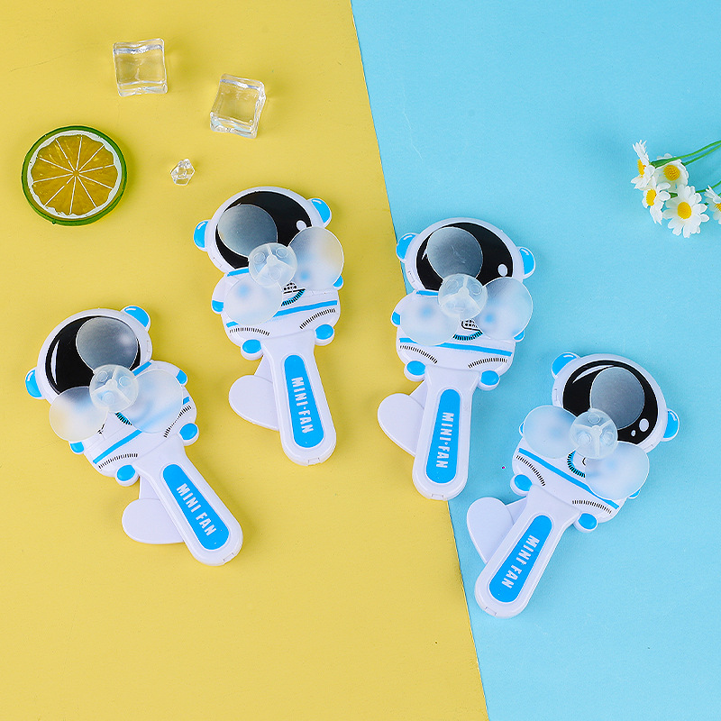 夏季手压风扇学生奖品礼物手持扇子儿童迷你宇航员小风扇