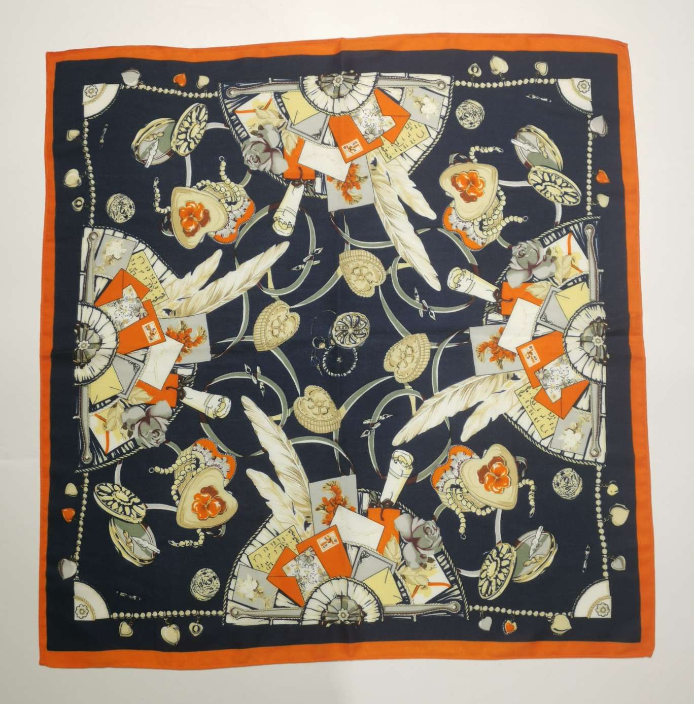 Silk Scarf Women's Senior Sense Of High-Grade Ladies All The New Scarf Bib Small Square Scarf 70*70 details Picture