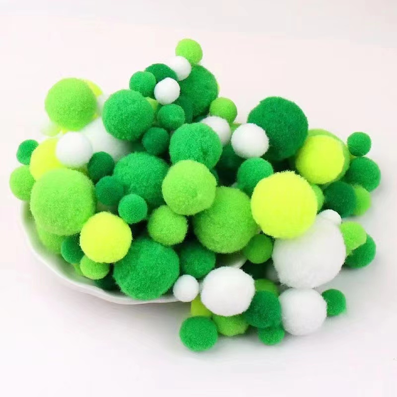 En stock bolas de pompón de color bolas de pompón de poliéster bolas de pompón diy pequeñas bolas de pompón accesorios accesorios Item Picture