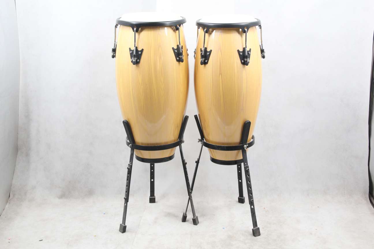 康佳鼓，conga drum