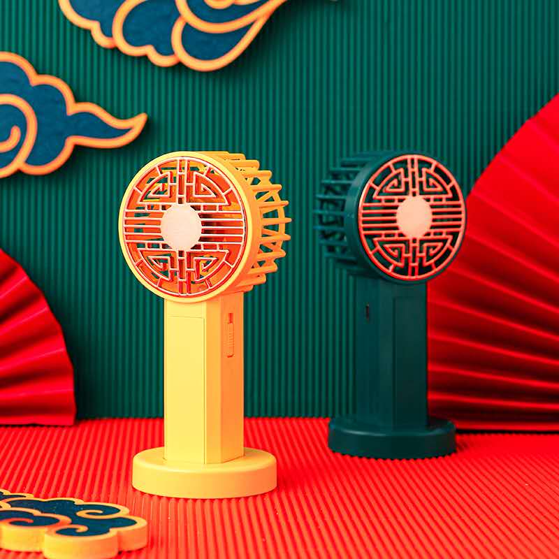 2024新款便捷二档灯光国潮风迷你usb充电小风扇礼品详情图2