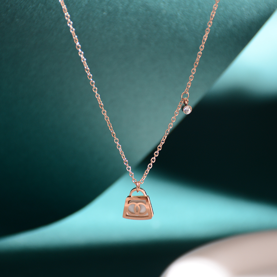 耳环/棉花娃娃/耳钉/四叶草项链/棉花娃娃衣服细节图