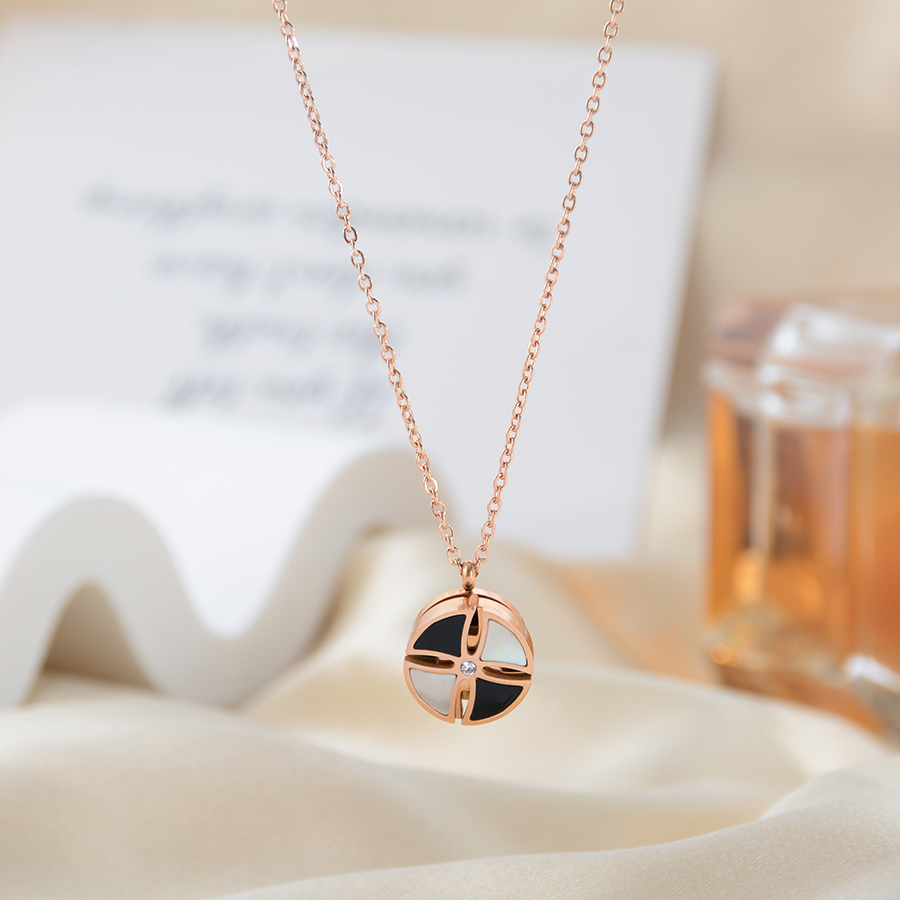 项链/吊坠/珍珠/珍珠项链/饰品产品图