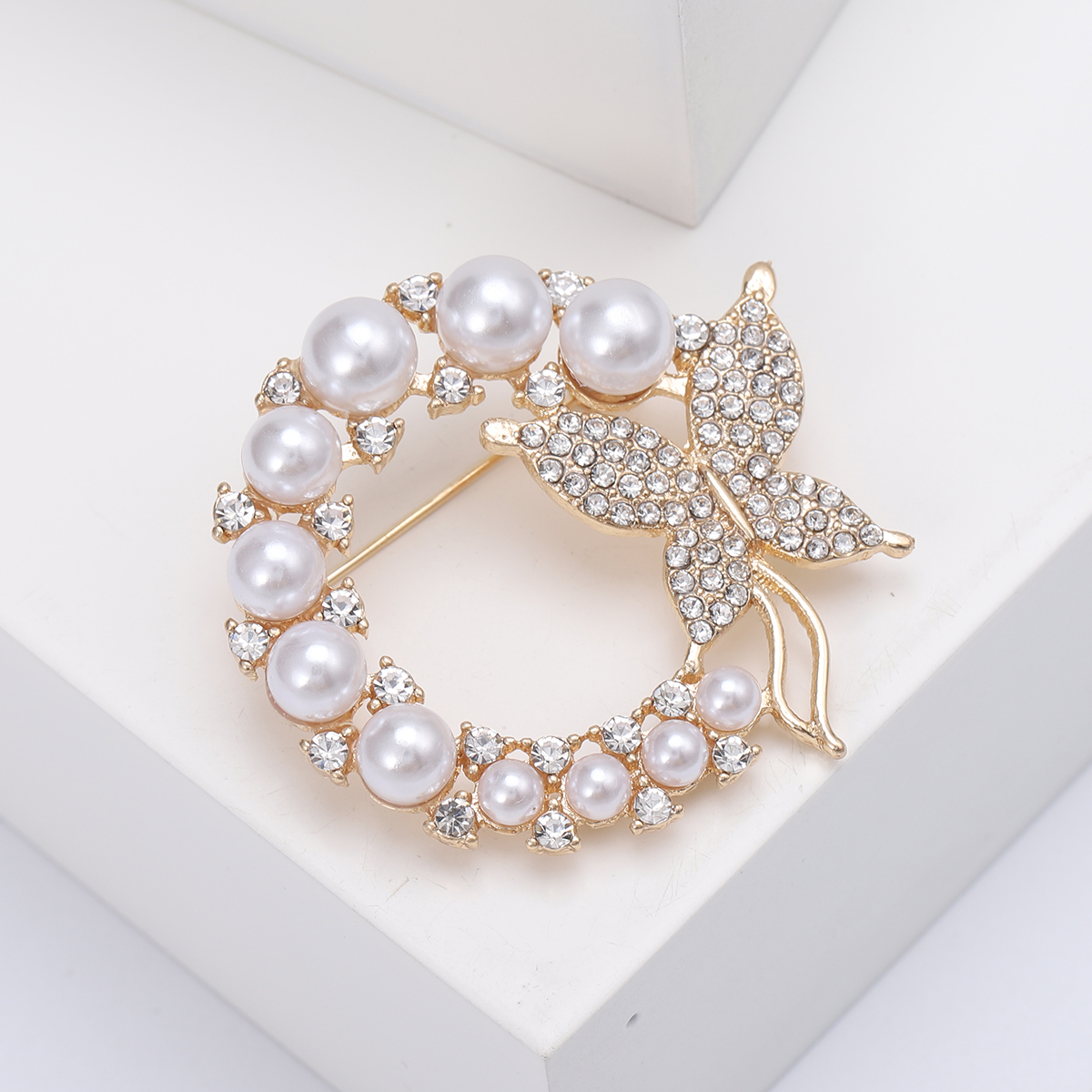  2024女式新款合金珍珠系列胸针胸花 胸针女时尚别针饰品领口设计感配饰西装配饰胸针胸针合金胸针