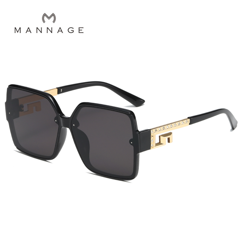 نظارات حبر ذات إطار كبير عبر الحدود، نظارات حمودية ذات وجه أحمر، نظارات شمسية مضادة للأشعة فوق البنفسجية Application Scenario