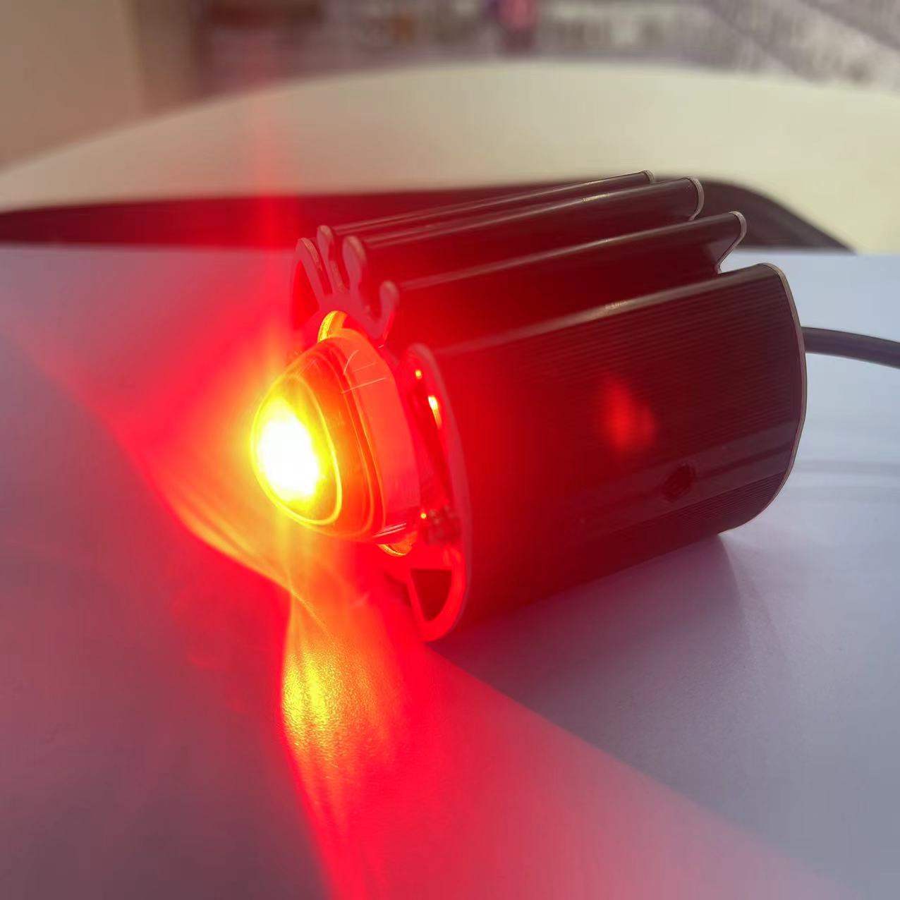 Small steel cannon LED spotlights, motorcycle headlights, yellow and white flashing lights, lens spotlights, export version Item Picture