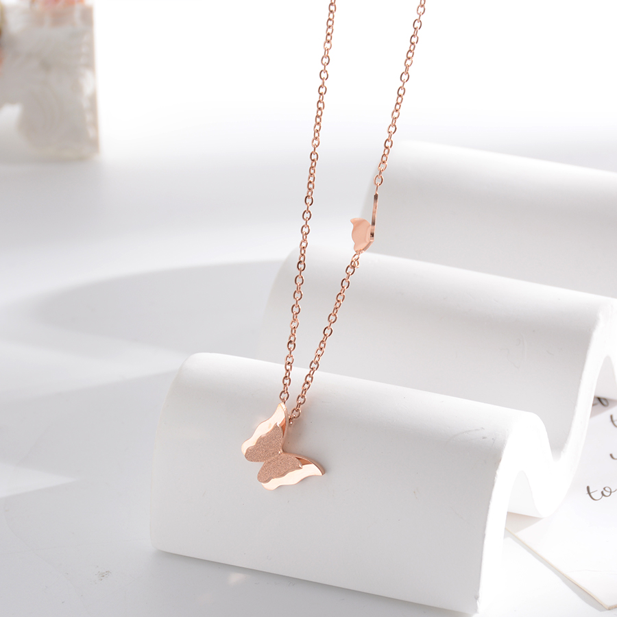 A cute and elegant matte butterfly necklace made of titanium steel from Europe, America and Korea, a rose gold women's collarbone chain, and an elegant and exquisite necklace accessory gift