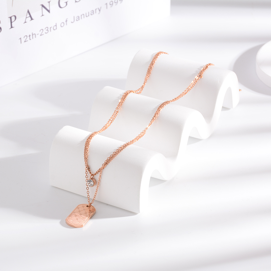 This is a personalized and fashionable double-layer brand necklace with titanium steel and diamond inlay collarbone chain, as well as a rose gold jewelry. It is a versatile gift for women details Picture