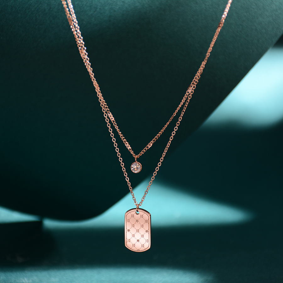 This is a personalized and fashionable double-layer brand necklace with titanium steel and diamond inlay collarbone chain, as well as a rose gold jewelry. It is a versatile gift for women Item Picture