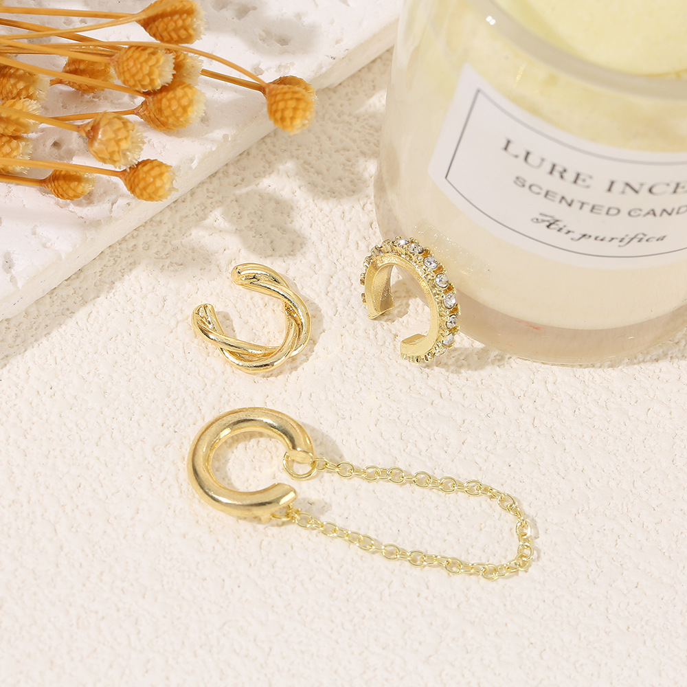 新款仿珍珠电镀耳钉 韩版高级感小清新耳钉 设计感时尚百搭耳钉