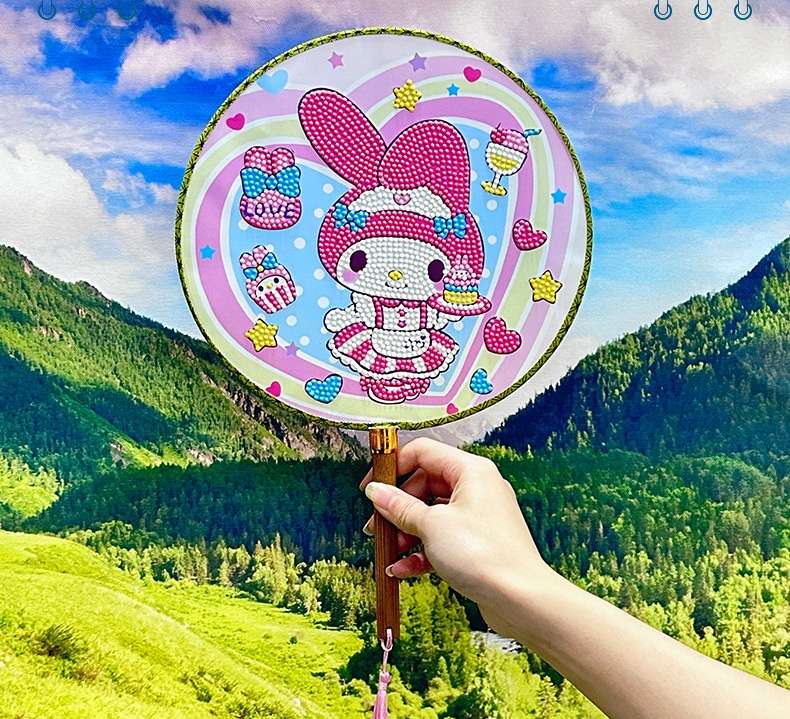 DIY钻石画扇子幼儿园儿童益智手工宫廷扇厂家直销三丽鸥钻石画批发详情图6