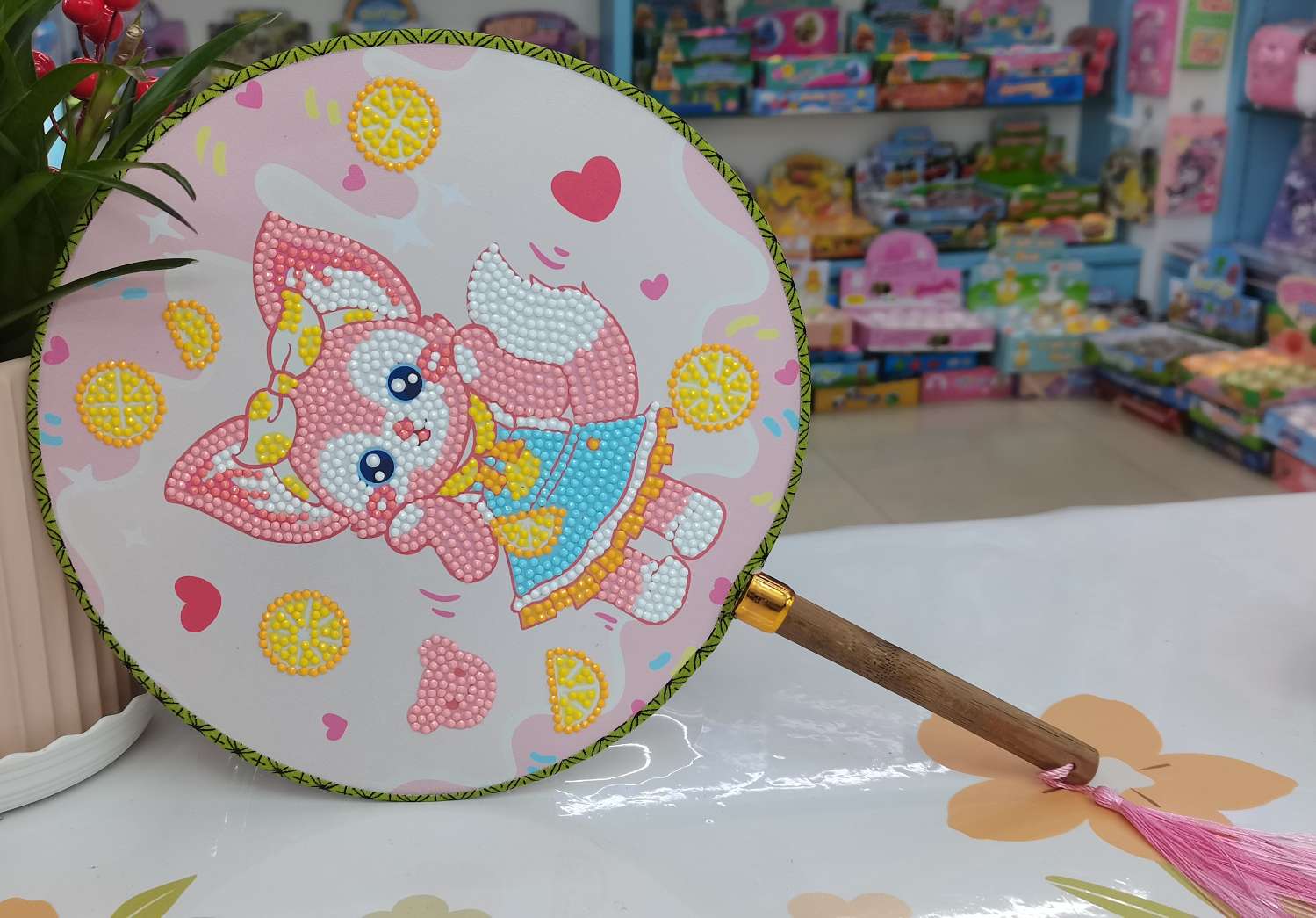 DIY钻石画扇子幼儿园儿童益智手工宫廷扇厂家直销三丽鸥钻石画批发详情图5
