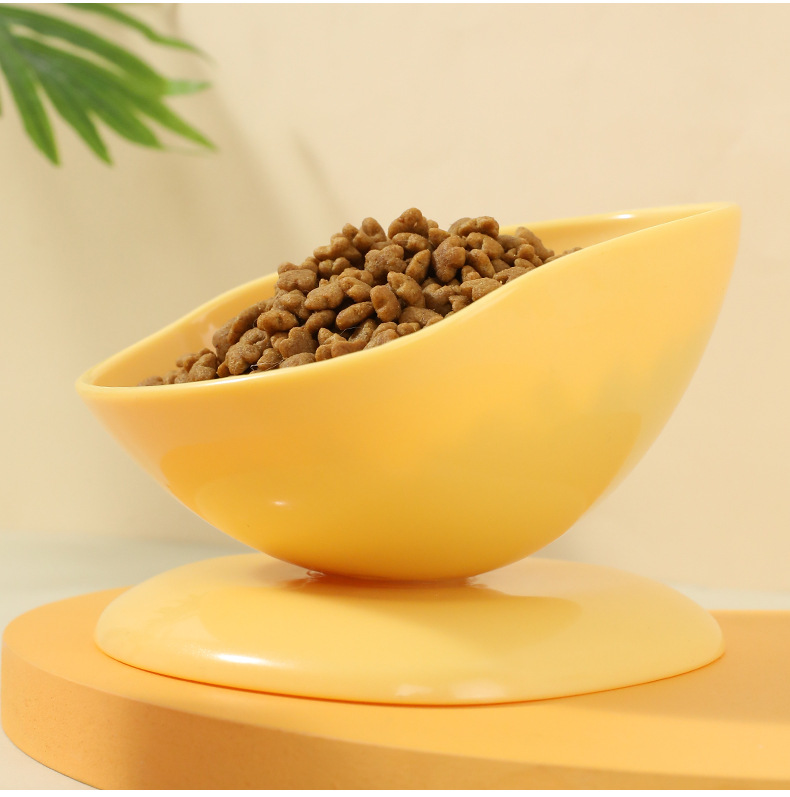Nuevo diseño pet color sólido gran calibre antideslizante plato de alimentación inclinado dibujos animados anti-volteo pet bowl más alto anti-vértebra del cuello de alta apariencia tazas de té horizontales inclinadas solo tazón para mascotas pic 12
