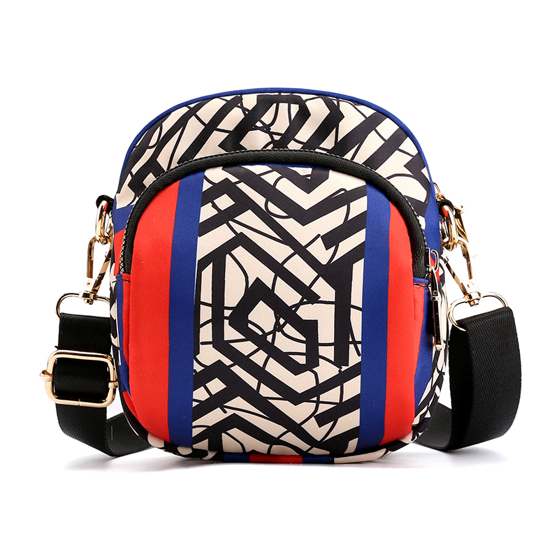 轻便户外单肩包轻盈柔美时尚尼龙包大容量逛街斜挎包潮流休闲包