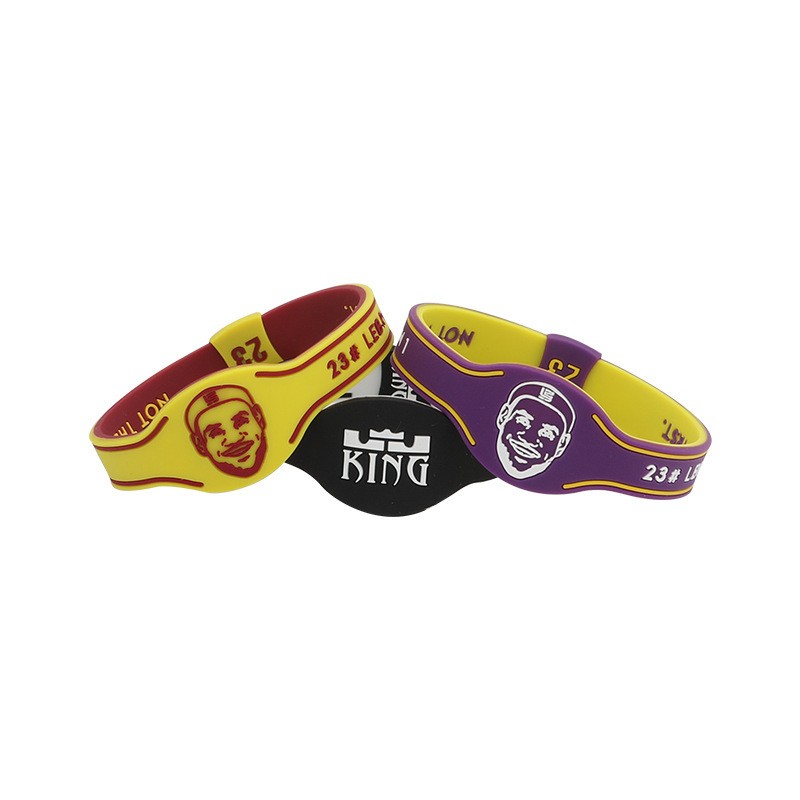 硅胶手环/夜光手环/篮球手环/手环/啪啪圈白底实物图