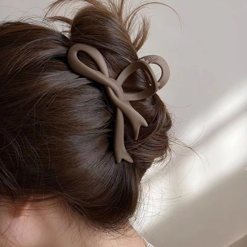 2024高级感盘发抓夹大号爪子后脑勺简约气质磨砂鲨鱼夹