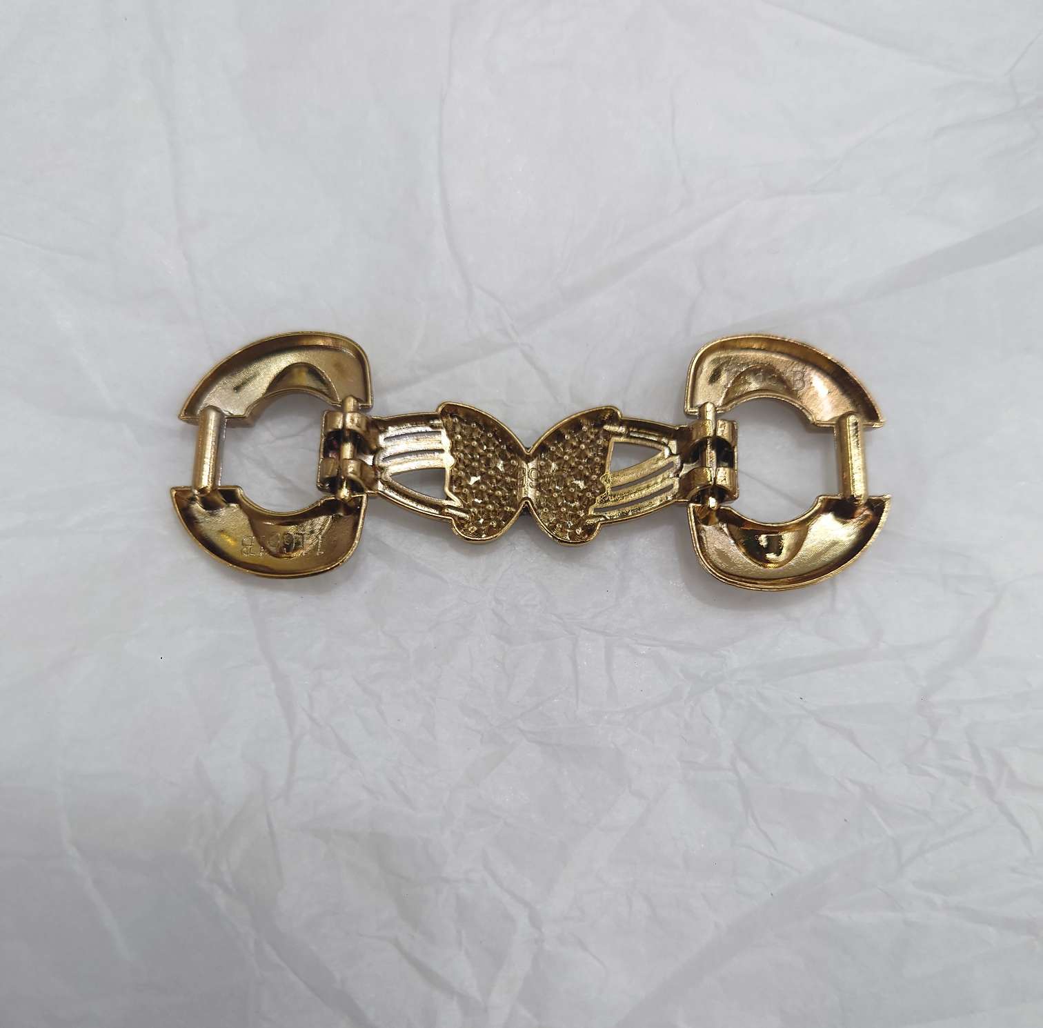 The new model is selling well! Retro alloy chain accessories, diamond-encrusted clothing chains, enhance your fashion taste Specification image