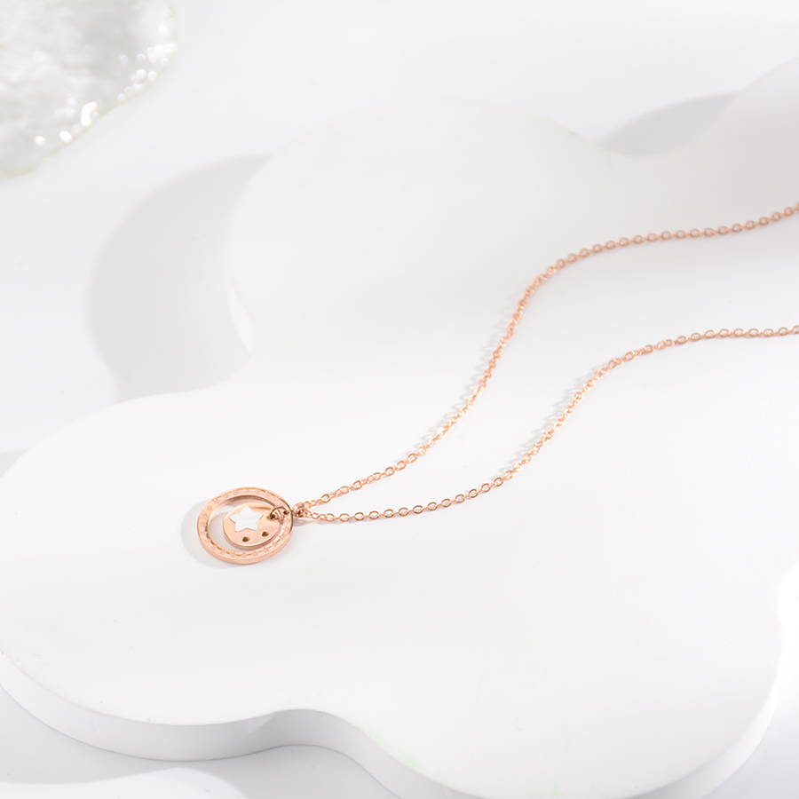 European and American fashionable white five-pointed star titanium steel necklace, round rose gold collarbone chain accessory pendant, versatile for women details Picture