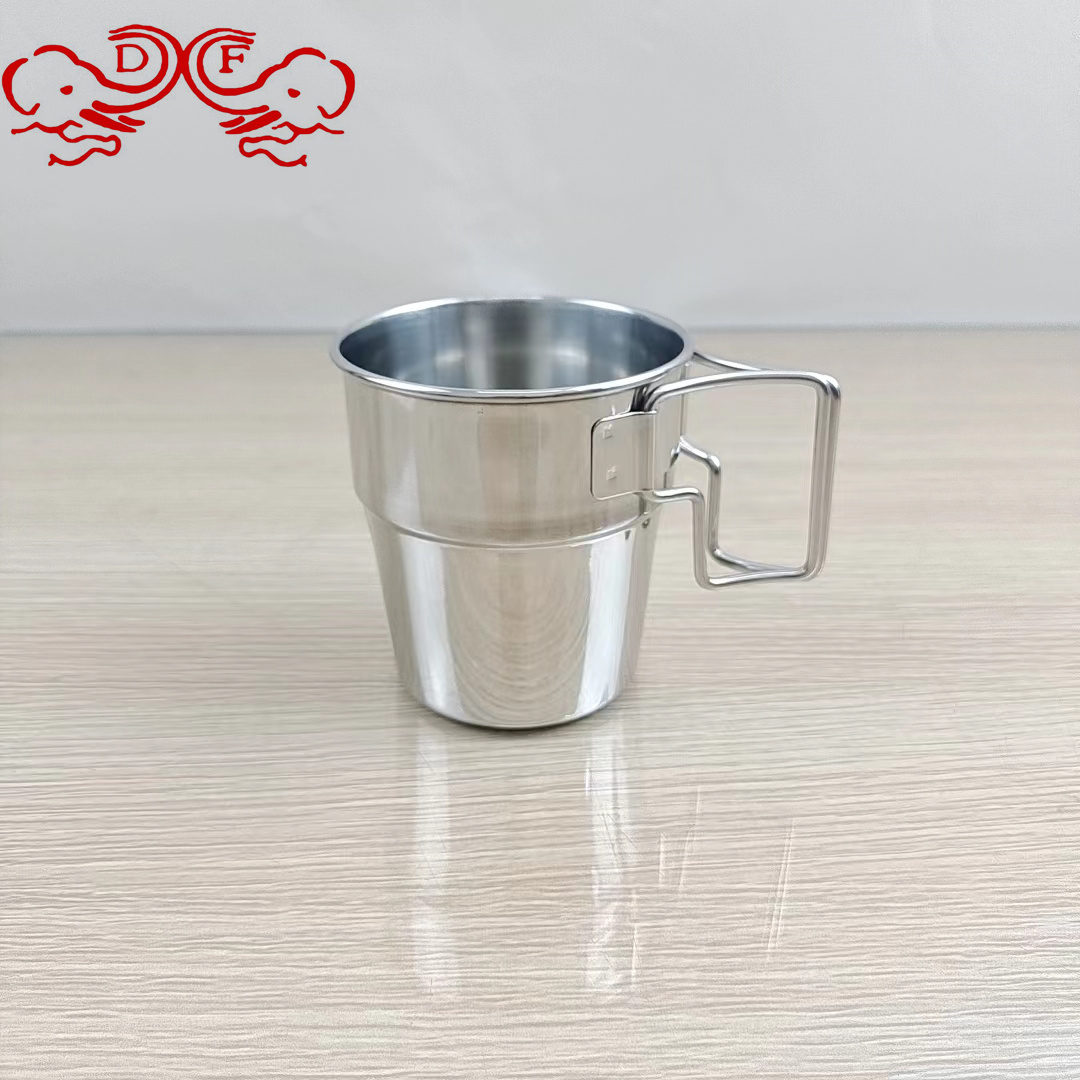 DF99273 Outdoor stainless steel cup, foldable handle cup, picnic and barbecue beer mug, coffee cup, hiking cup, DF TRADINGHOUSE Item Picture