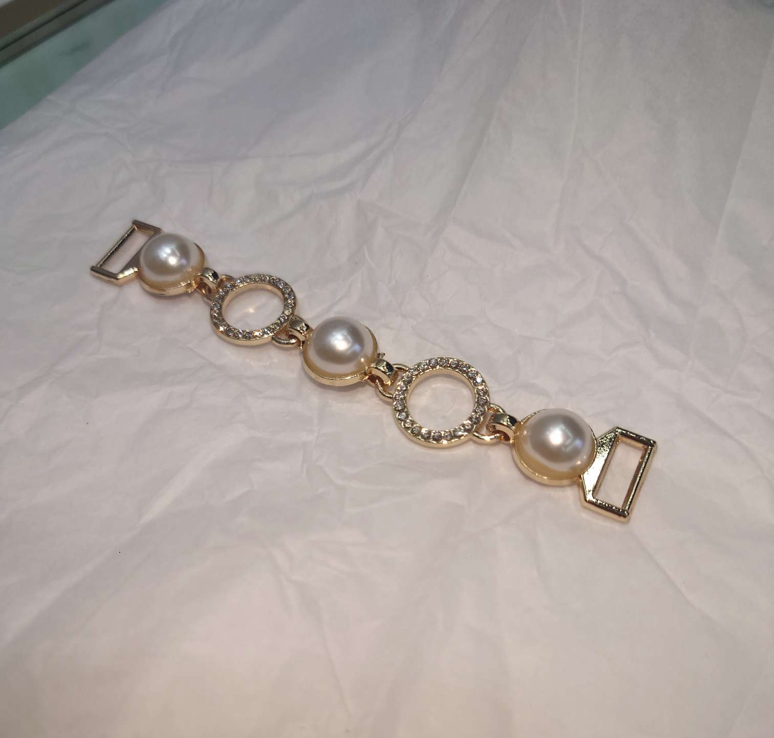 Diamond-encrusted pearl chain style, high-end alloy clothing accessories, clothing chains details Picture