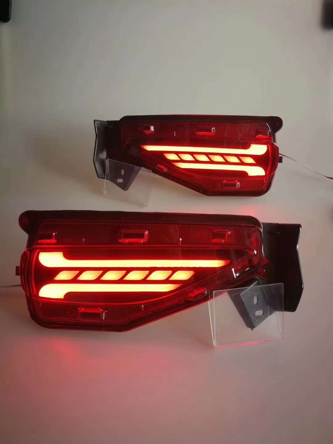 Auto And Motorcycle Accessories Car Lights Brake Light Set Combination Light Bulb Universal Style Suitable For Multiple Models Toyota Toyota Fortuner Rear Bumper Light Specification drawing