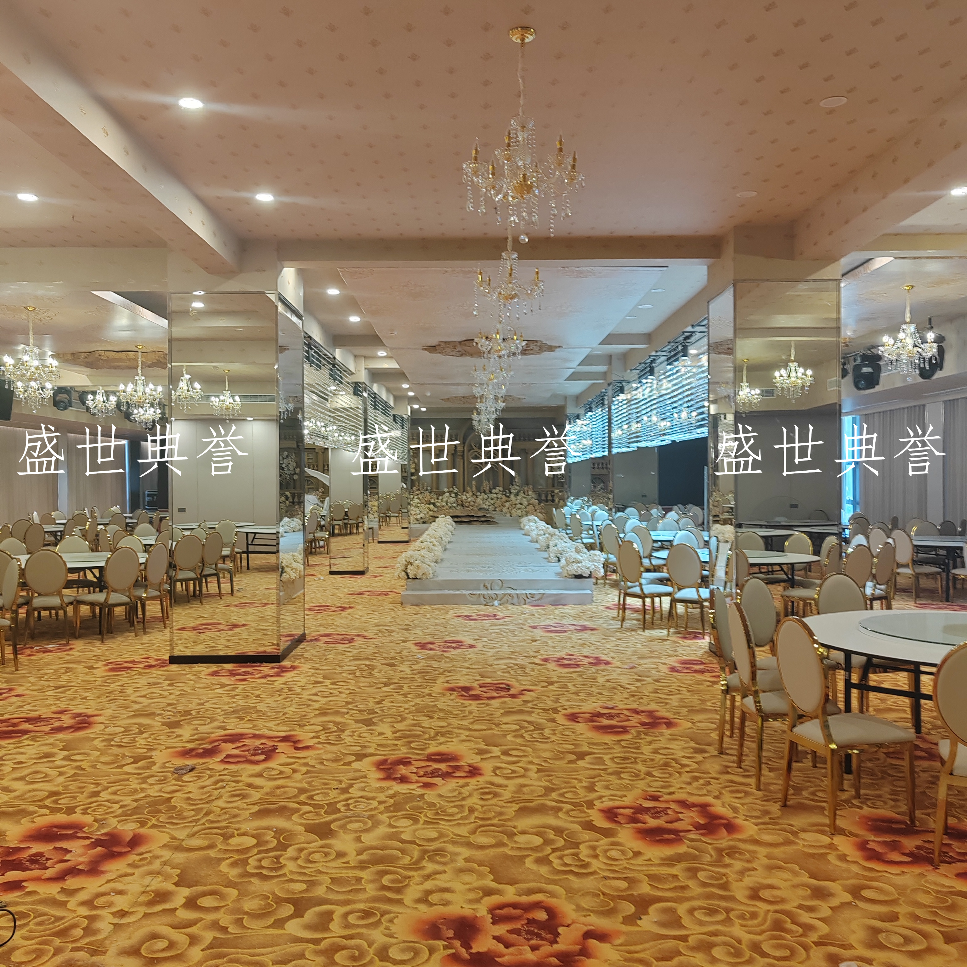 Shanghai International Hotel Banquet Furniture, Banquet Center Theme wedding dining chairs, foreign trade wedding folding round-back chairs Item Picture