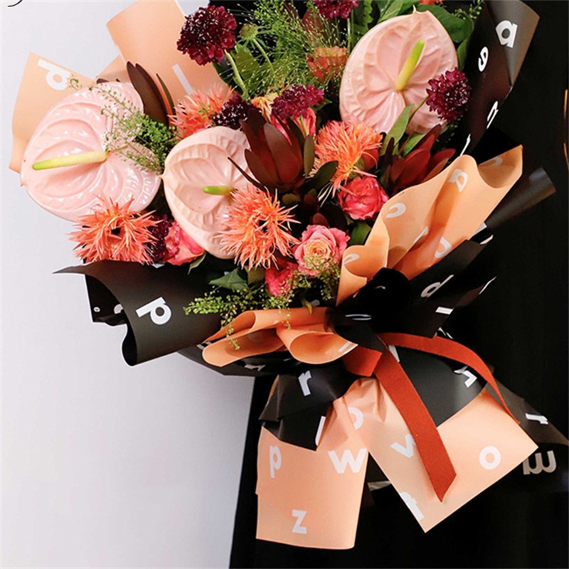 Norsa Paper Korean Paper English Letters Mother's Day Chinese Valentine's Day Hot Foil Paper Flower Packaging Flower Gift Box Gift Flower Shop Package Paper Application Scenario