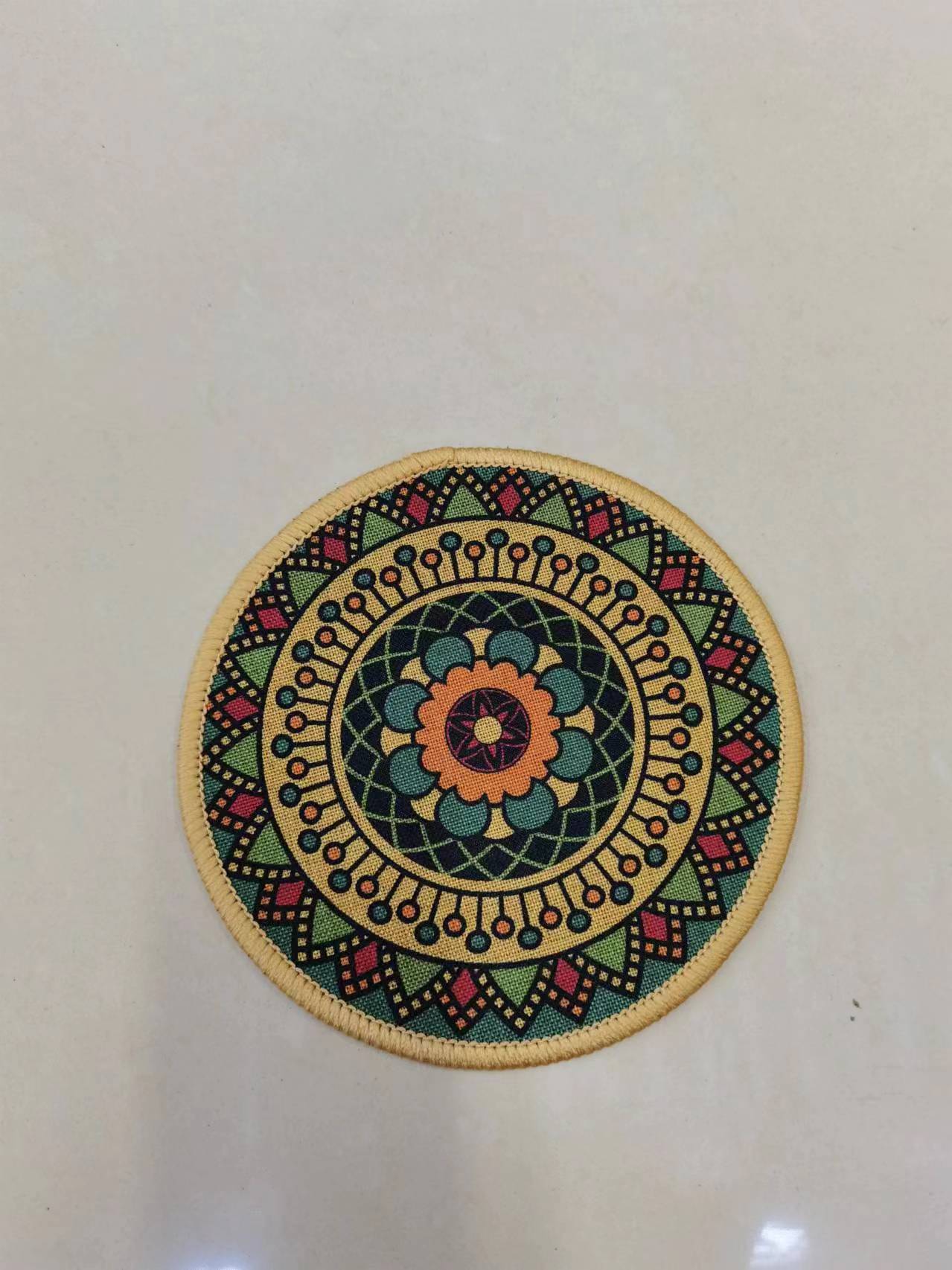 The new round ins linen printed placenta, fine linen printed absorbent anti-slip mat, coaster, mouse pad and bowl pad come in multiple patterns and styles. They feature a Bohemian style with a rubber base and clear printing. The size is 20*20cm Specification drawing