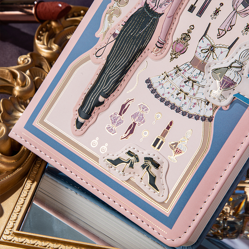 本子/笔记本/记事本/学生笔记本/四线田格本十格白底实物图