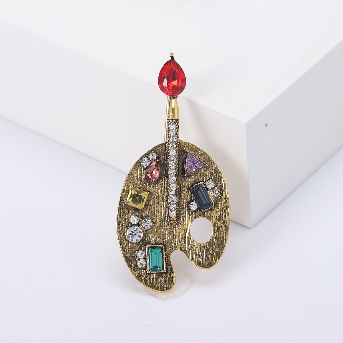 Ziyang Accessories 2024 New retro alloy glass high-end women's fashion corsage, elegant brooch, coat cardigan and accessories factory direct sales details Picture