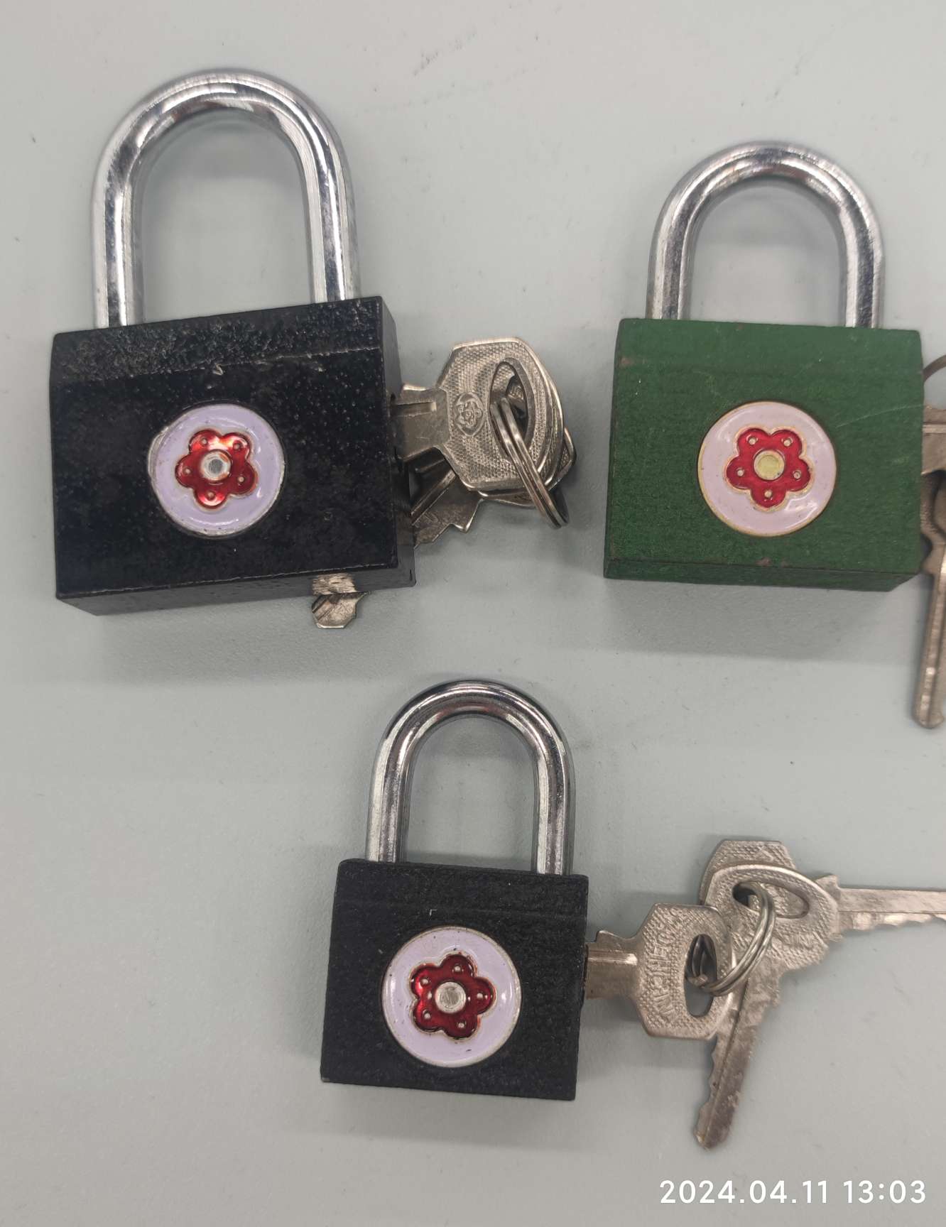 Plum Cross Padlock Hk0120-Hk0140