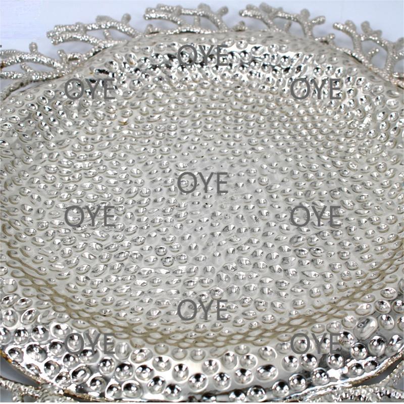 家庭摆饰品/金属果盘/木托盘/饰品托盘/糕点盘子白底实物图