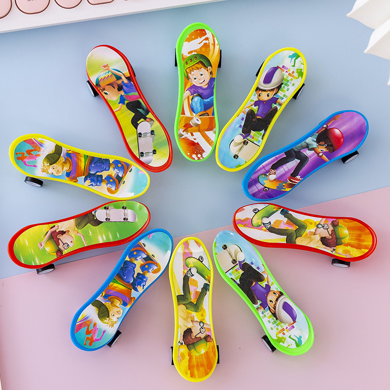 Wholesale mini rebound car, children's cartoon mini inertial rebound finger skateboard toy car, boys' toys Application Scenario