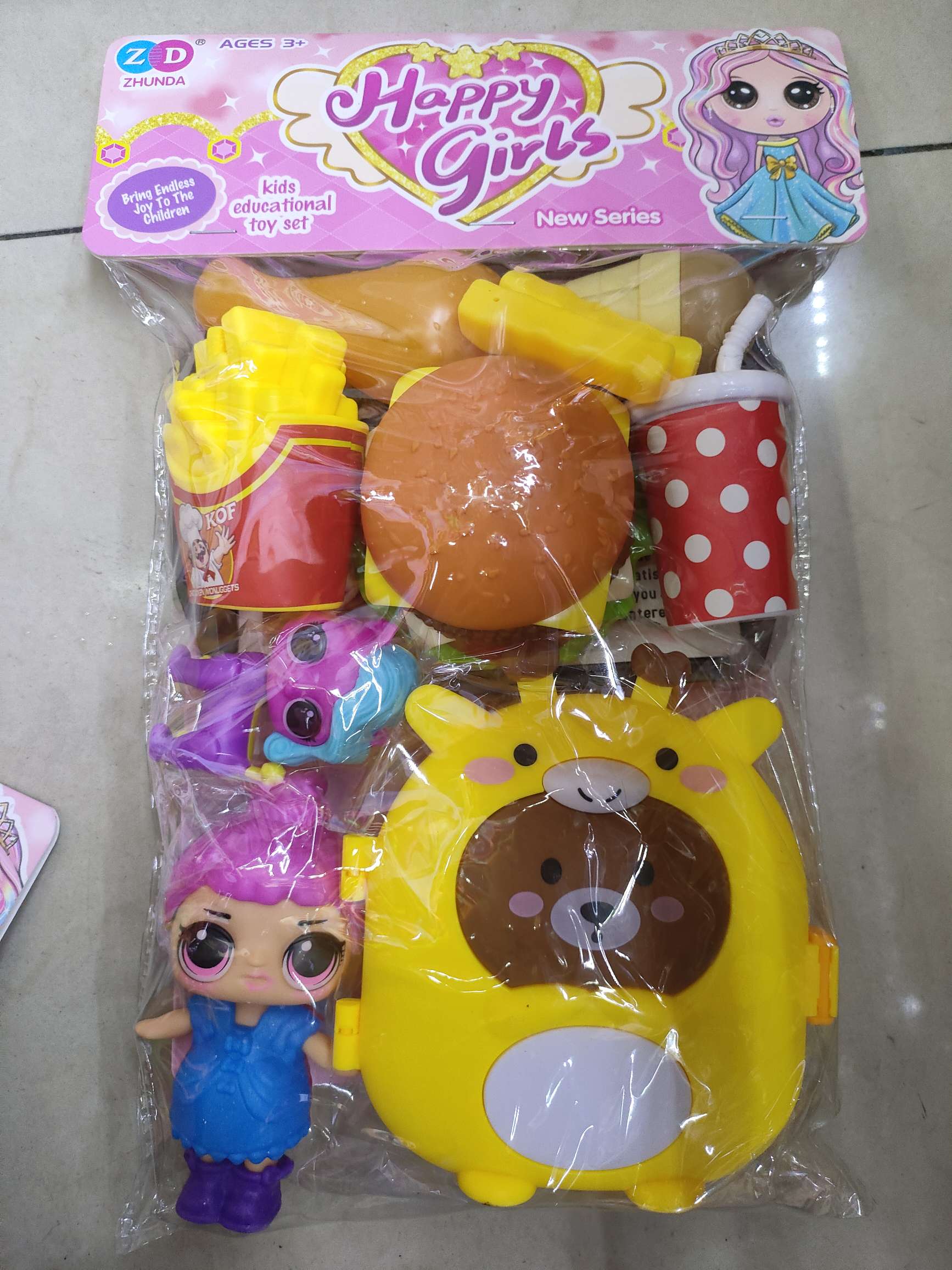 小鹿/青蛙拉杆箱汉堡套装+新惊奇娃娃，2款混装。10.5/套，120套/箱。细节图