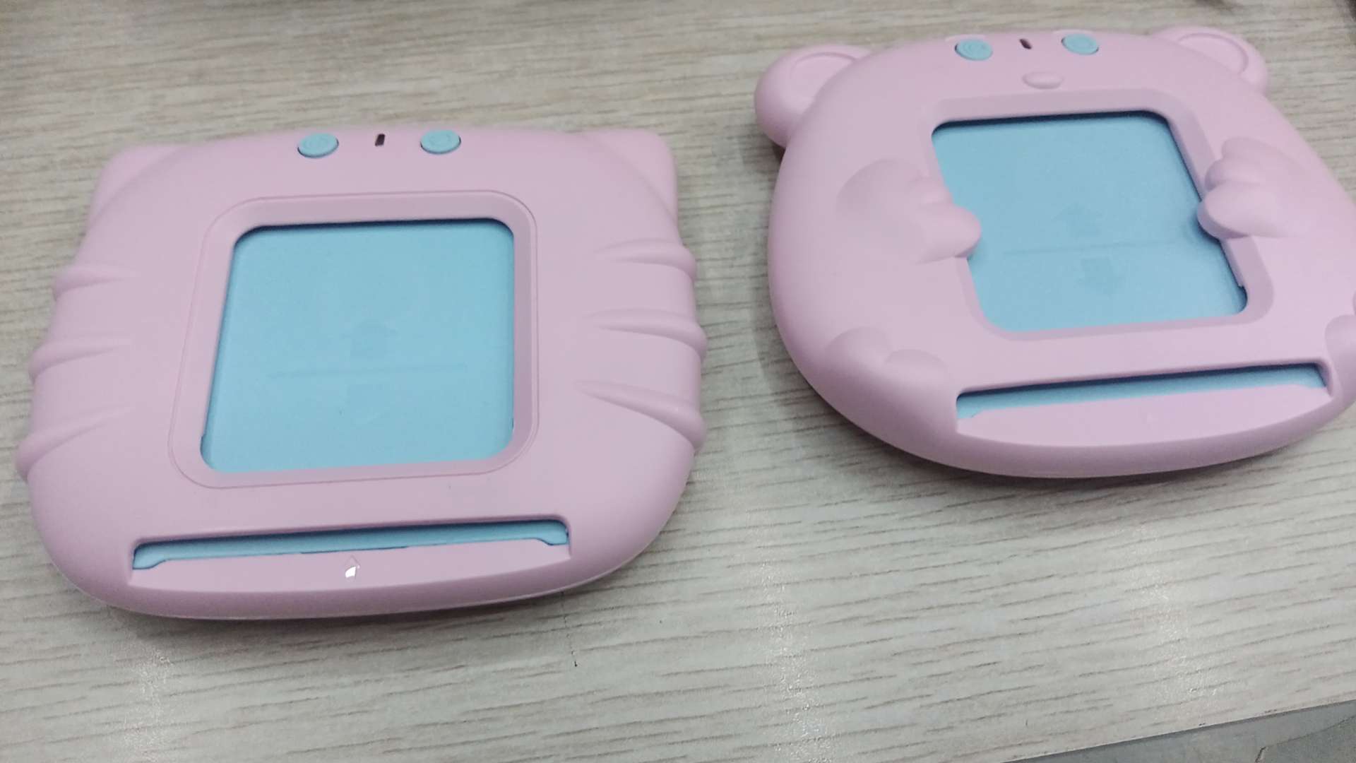 西班牙英文双语插卡早教机(112卡，多语言可选)产品图