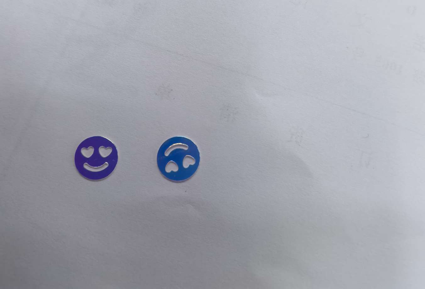 9mm smiley face gold glitter Specification image