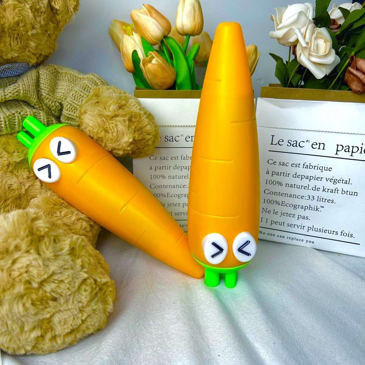 3D simulation carrot-shaped telescopic stick, stress-relieving creative toy, contraction sword, popular online version