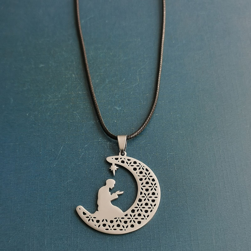 外贸跨境简约气质镂空月亮穆斯林不锈钢项链ins设计感钛钢吊坠详情图10