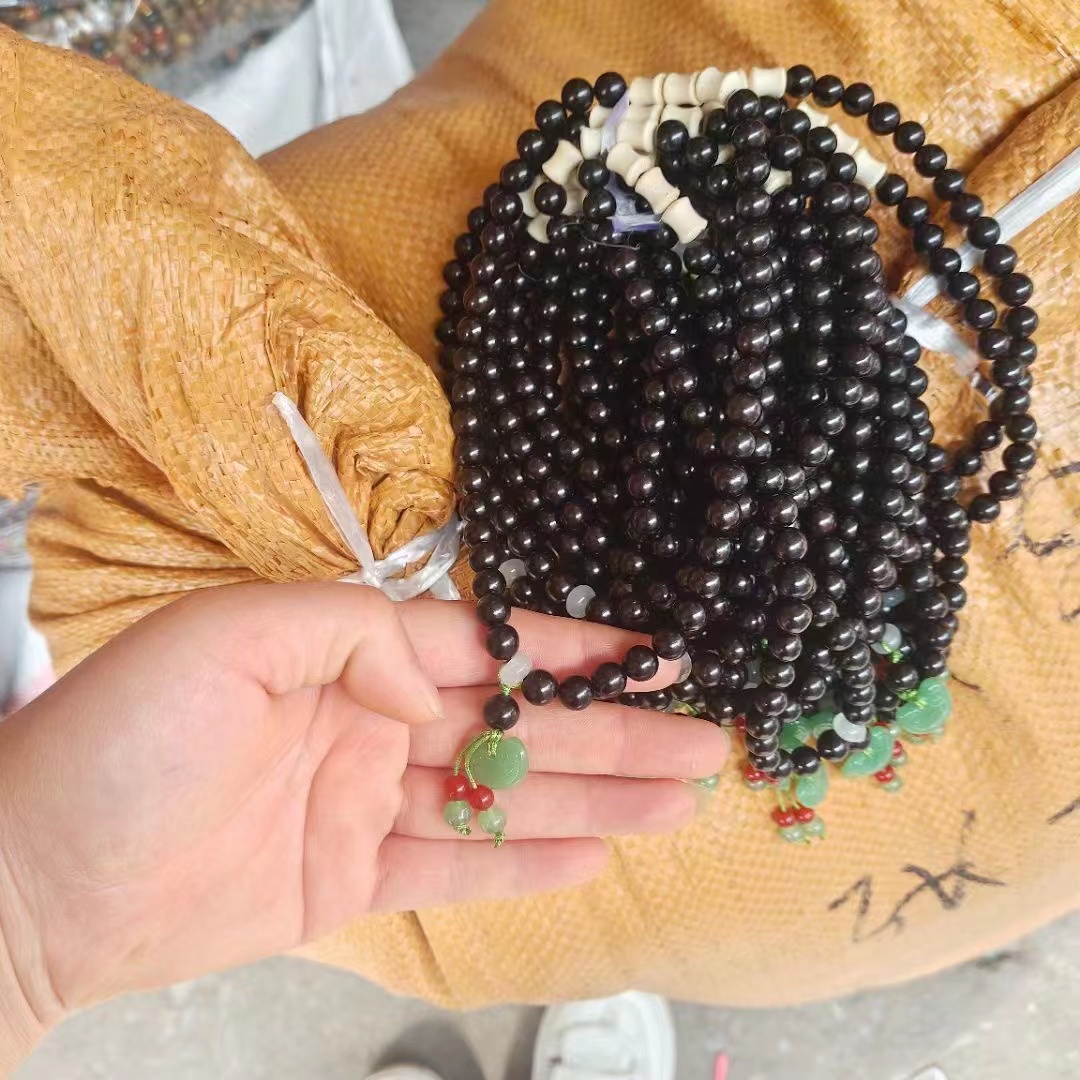 Special offer wooden bracelets, wooden strings, wooden jewelry and small items Application Scenario