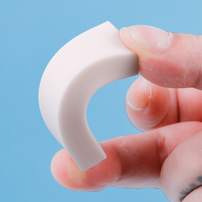 Weibo Stationery's children's cartoon cute little dinosaur eraser is clean, with few crumbs and no marks. It can be exchanged as a transparent student reward gift Application Scenario