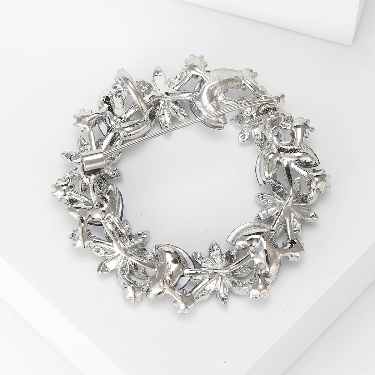 2024 Ziyang New Water Diamond Series brooches, women's fashion pins, neckline design accessories, suit accessories, brooches, badges, brooches, metal brooches Specification image