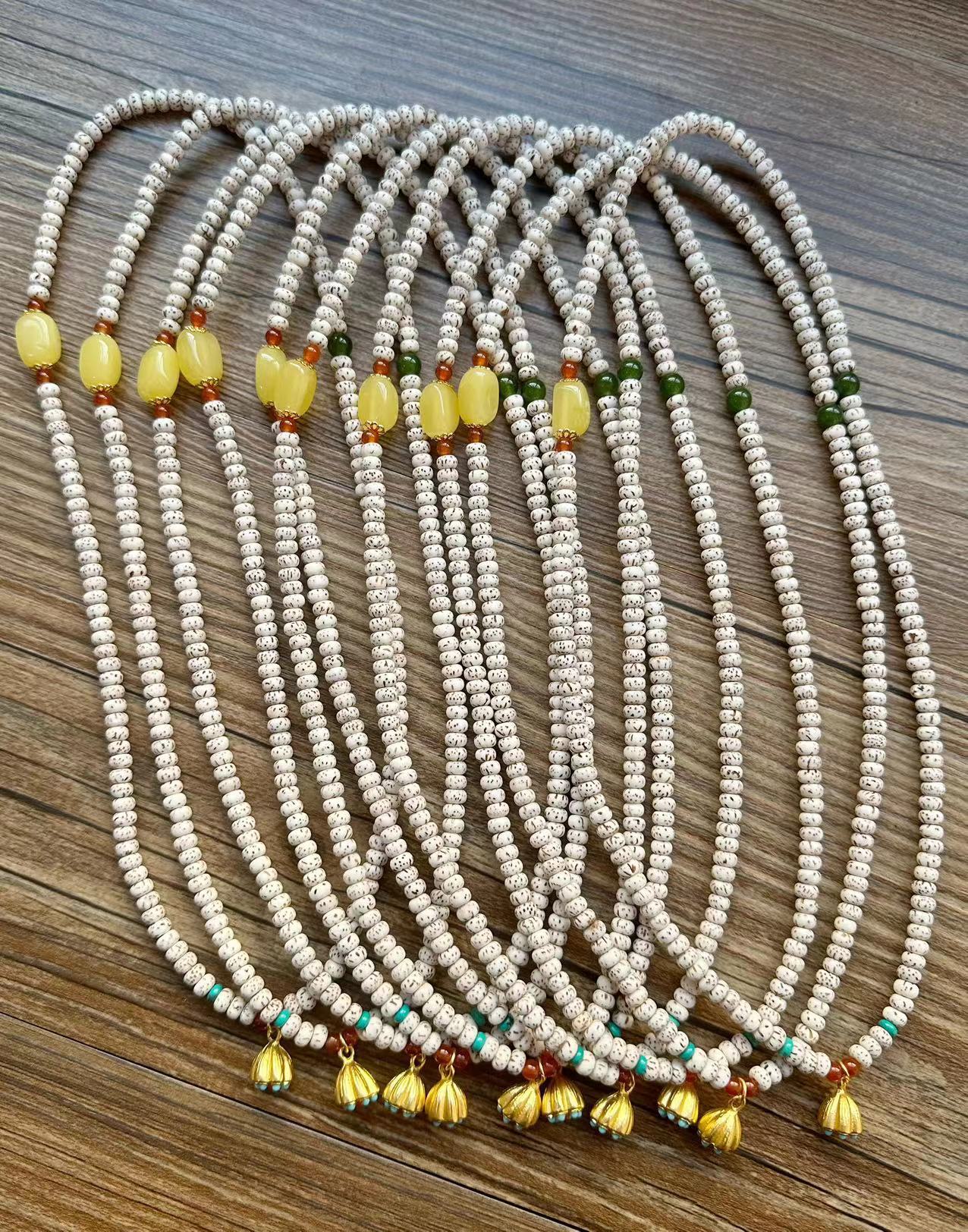 Natural Hainan mini Star and moon Bodhi beads 4x6mm Bodhi bracelet, women's mini star and Moon bracelet, multi-circle jewelry, Buddhist beads, temple style, cultural play Buddhist beads bracelet, wholesale of beads Item Picture