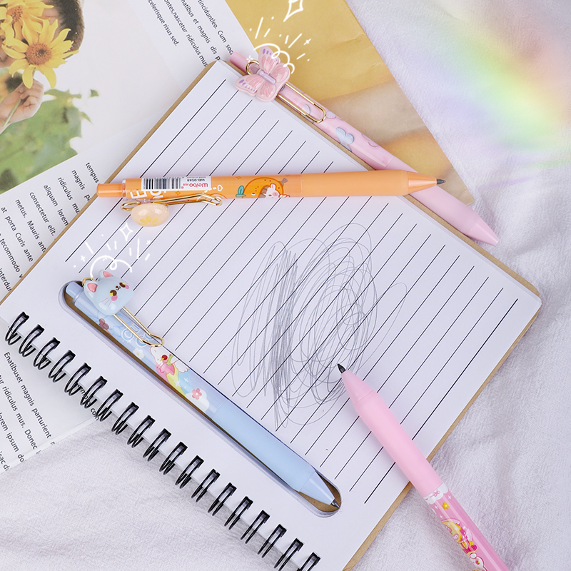 Weibo Stationery Cartoon Press Eternal Pencil 0.5 lead, cute for students, high appearance level, multiple patterns, no need for cutting, telescopic Application Scenario