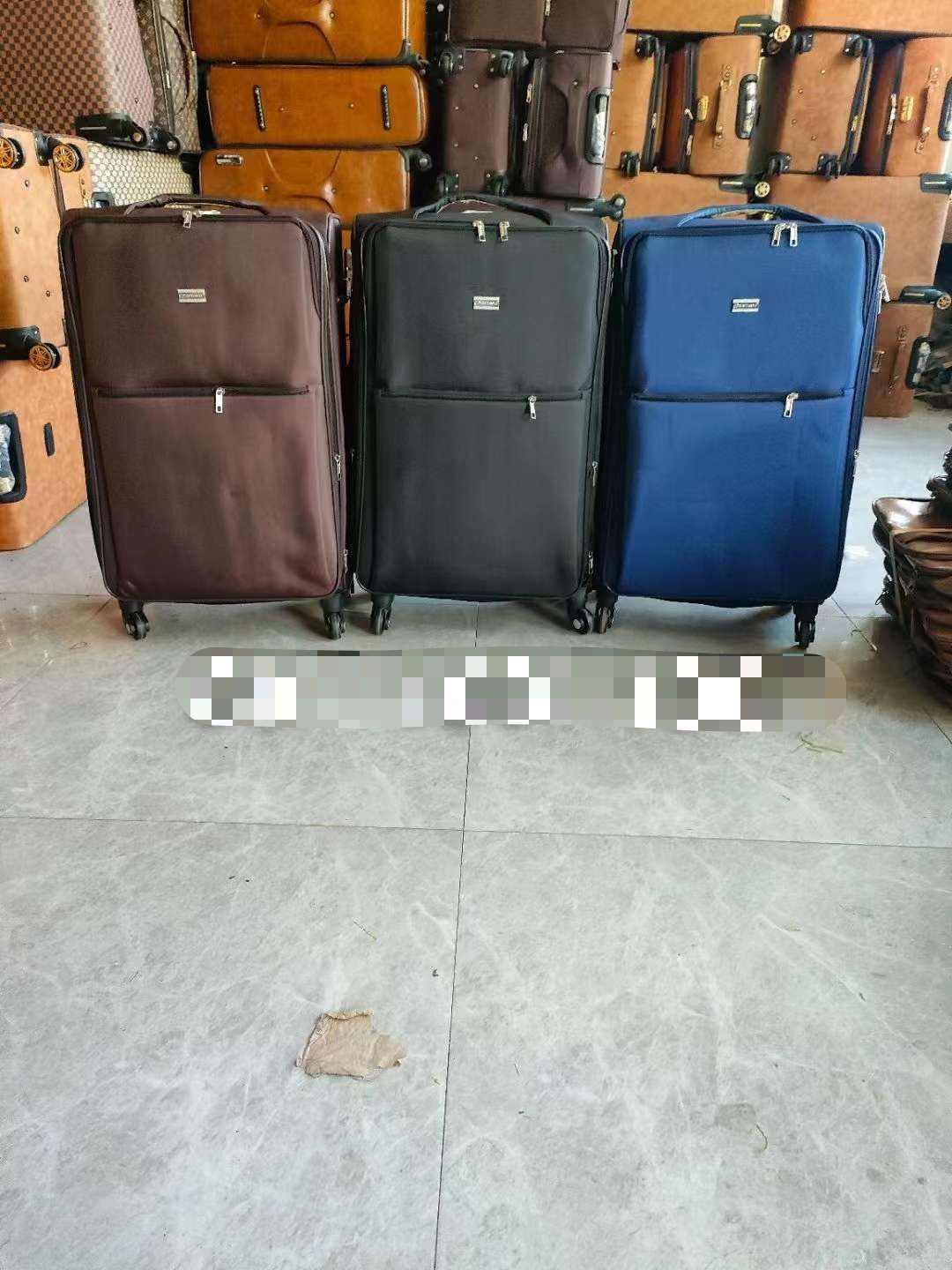 儿童拉杆箱行李箱登机箱 皮具箱包 手机臂包 轻便耐用 旅行必备 小朋友专属行李箱拉杆箱细节图