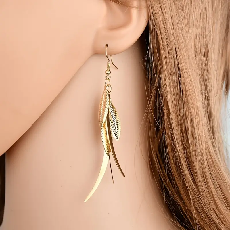 E2404 European And American Popular Earrings Creative Leaf Earrings Cross-Border Domestic Sales Foreign Trade details Picture