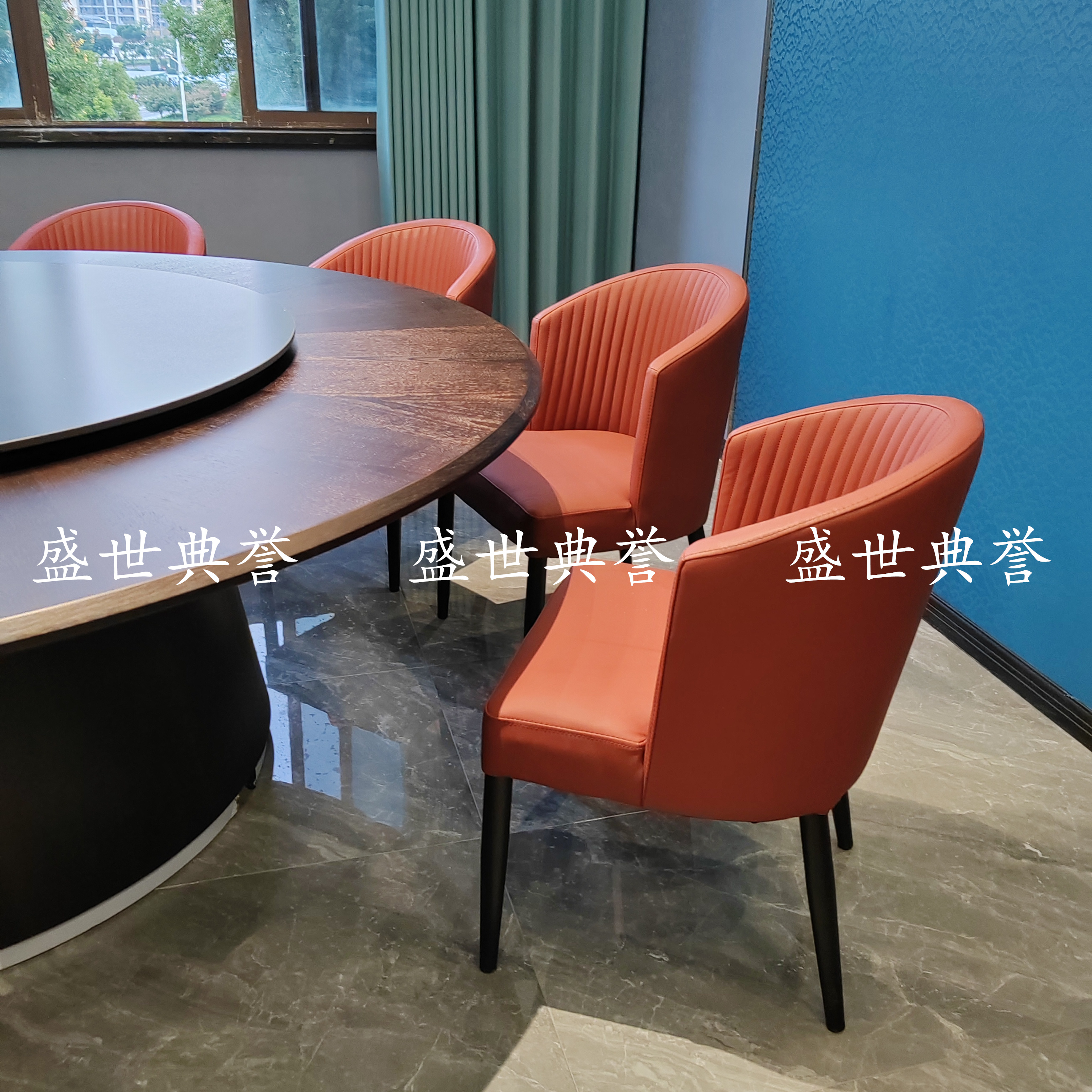 上海厂家直销酒店包厢电动餐桌椅宴会中心轻奢餐椅海鲜餐厅软包椅